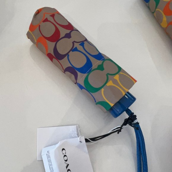 coach Uv Protection Mini Umbrella In Rainbow Signature C4324 - Picture 2 of 4